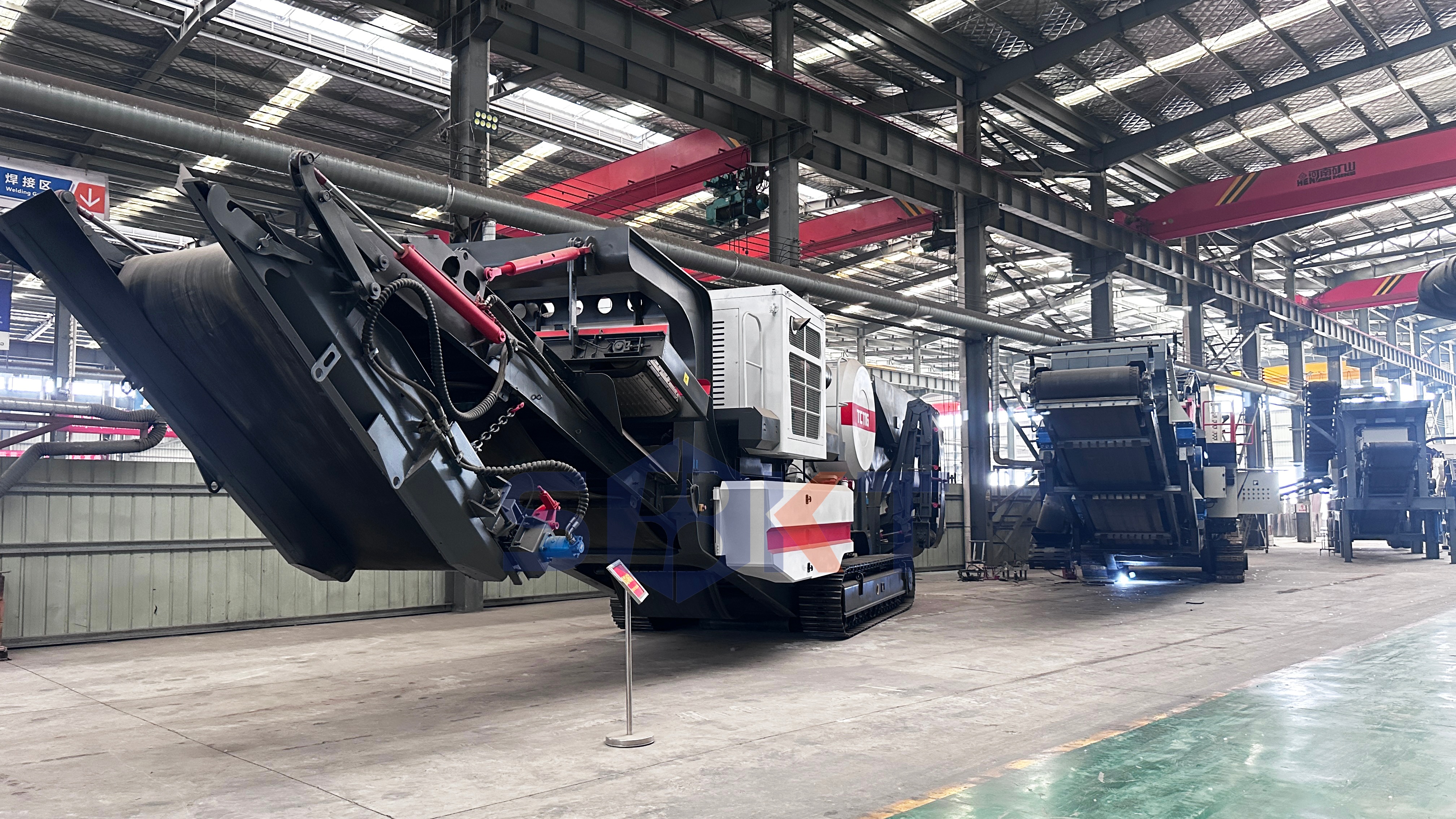 Mobile crushing station